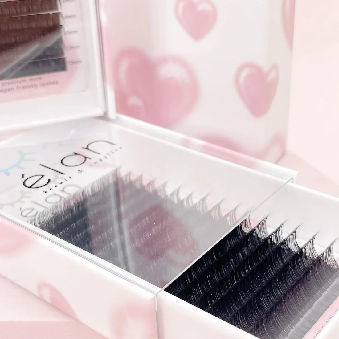 Elan 0.03 Matte Mink Lash Extensions - Image 3