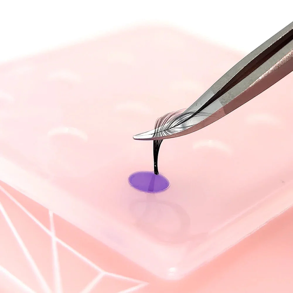 LBLA Superhero Purple with Iconic Bond Technology - Fast Lash Adhesive - Image 2