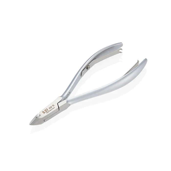 NGHIA Cuticle Nipper - D-07 (Stainless Steel) - Image 3