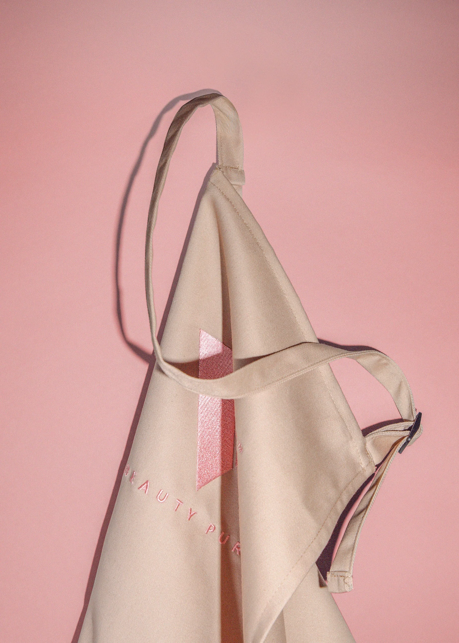 V Beauty Pure Technician Apron - Image 2