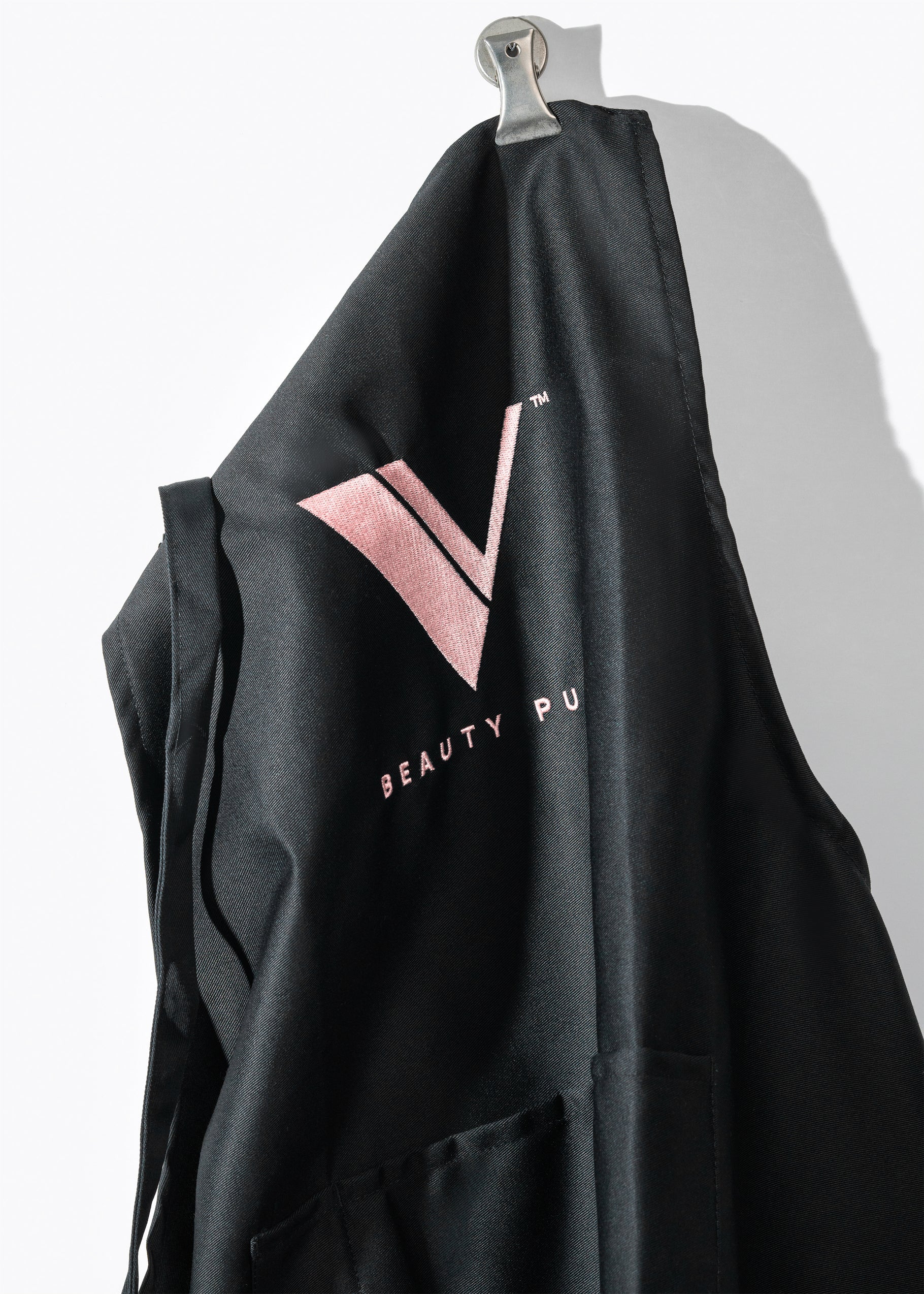 V Beauty Pure Technician Apron - Image 4