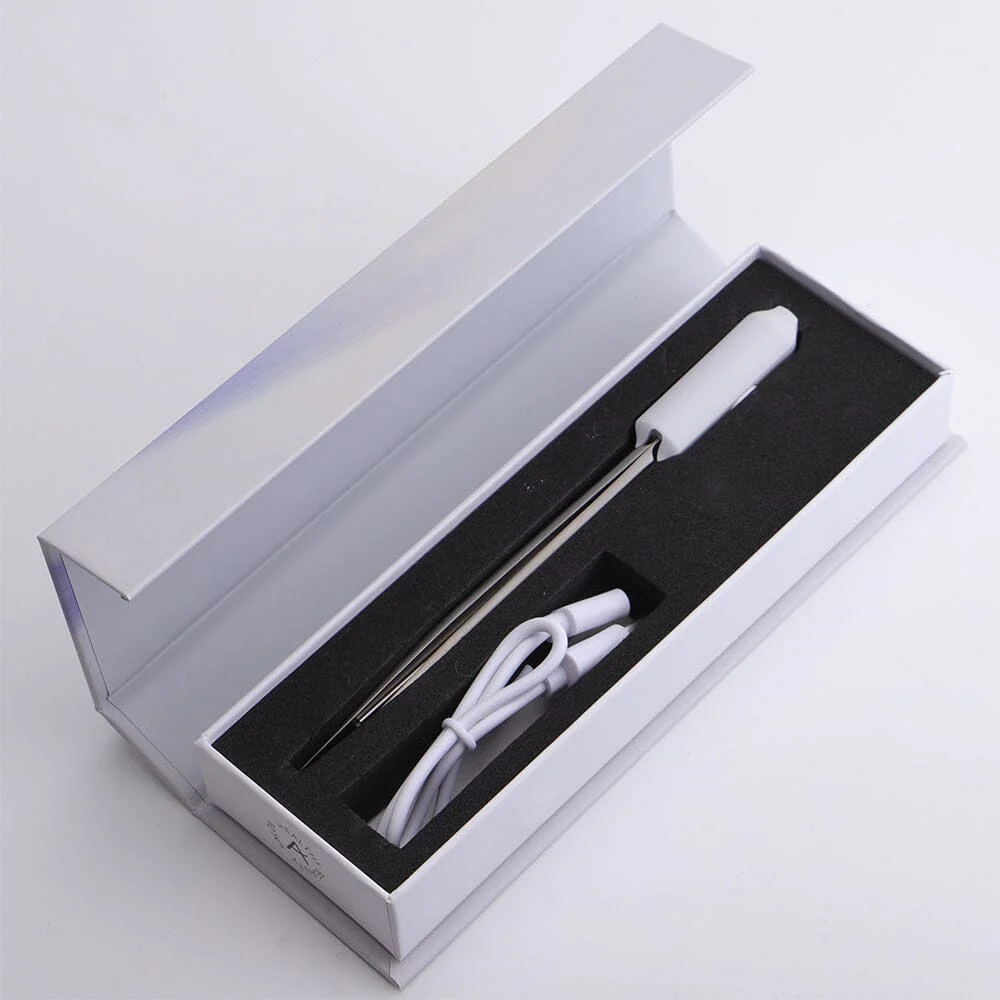 Veyes Isolation Tweezer with LED Light - Image 3