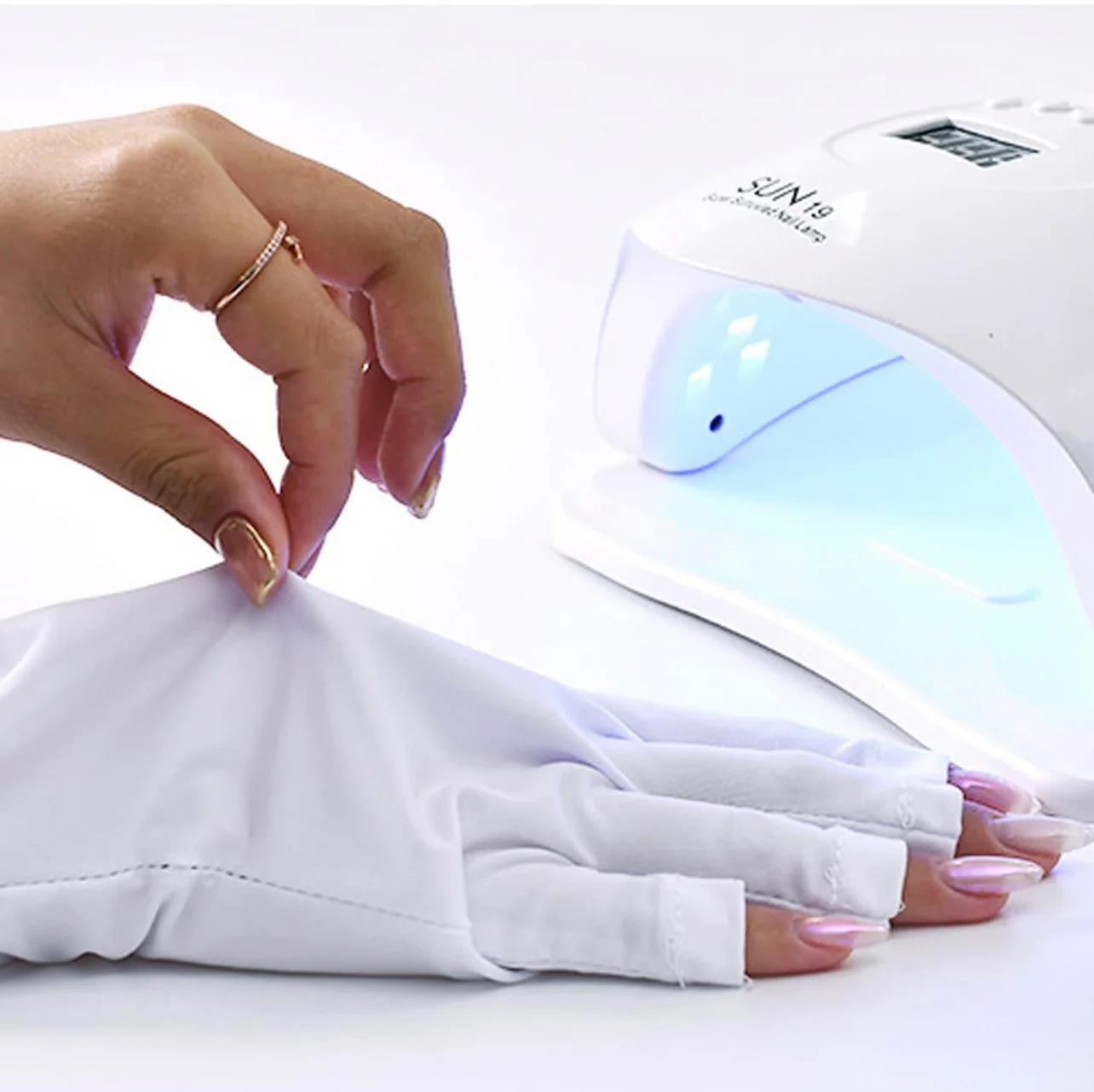 White UV LED Gloves - Image 2